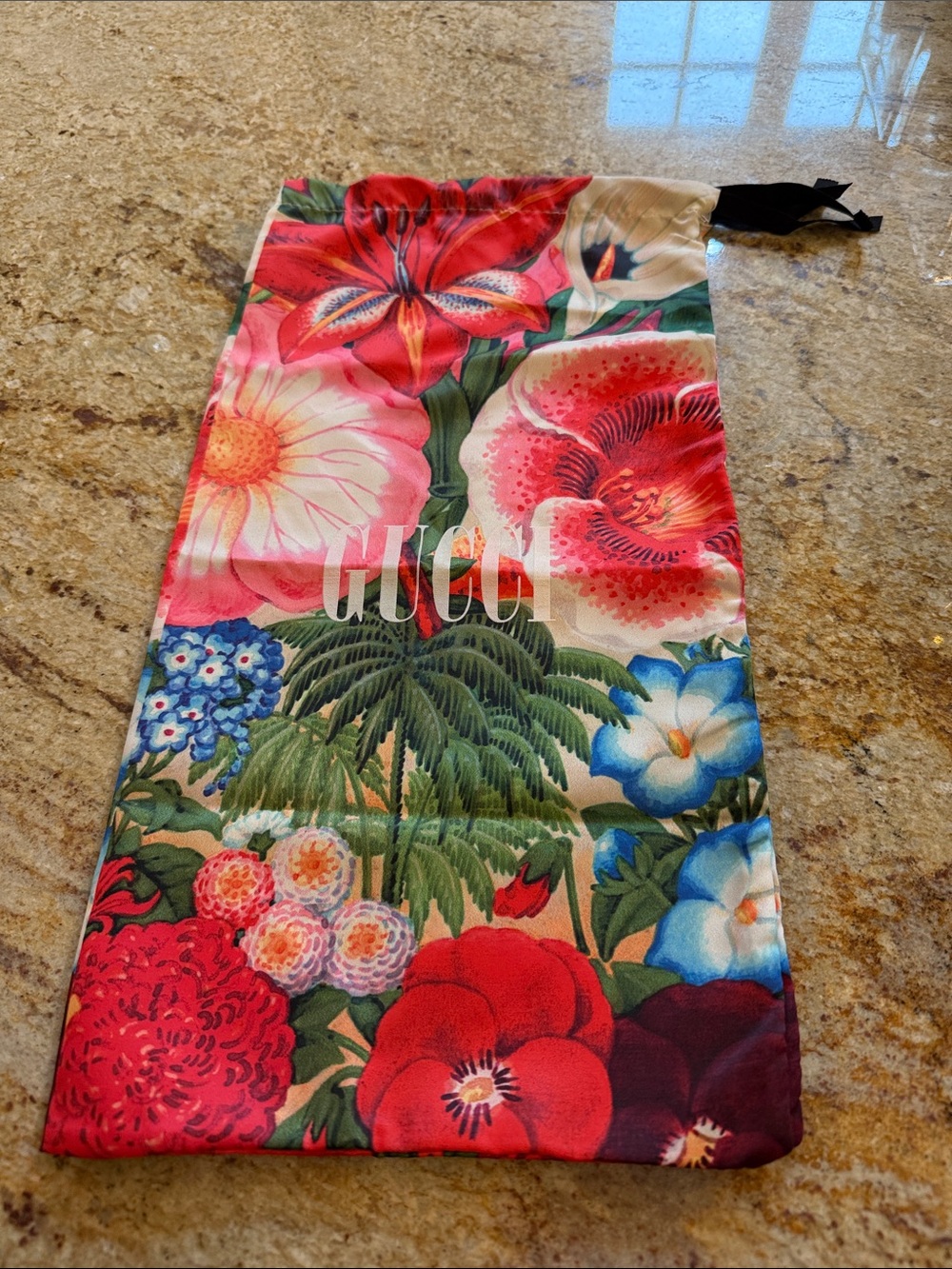 GUCCI FLORAL DUST BAG IN RED, PINK, GREEN, BLUE. NO SHOES